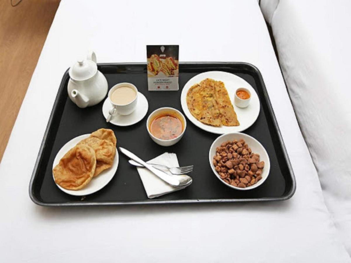 Oyo 15417 Red Rose Hotel Watuwa Eksteriør billede