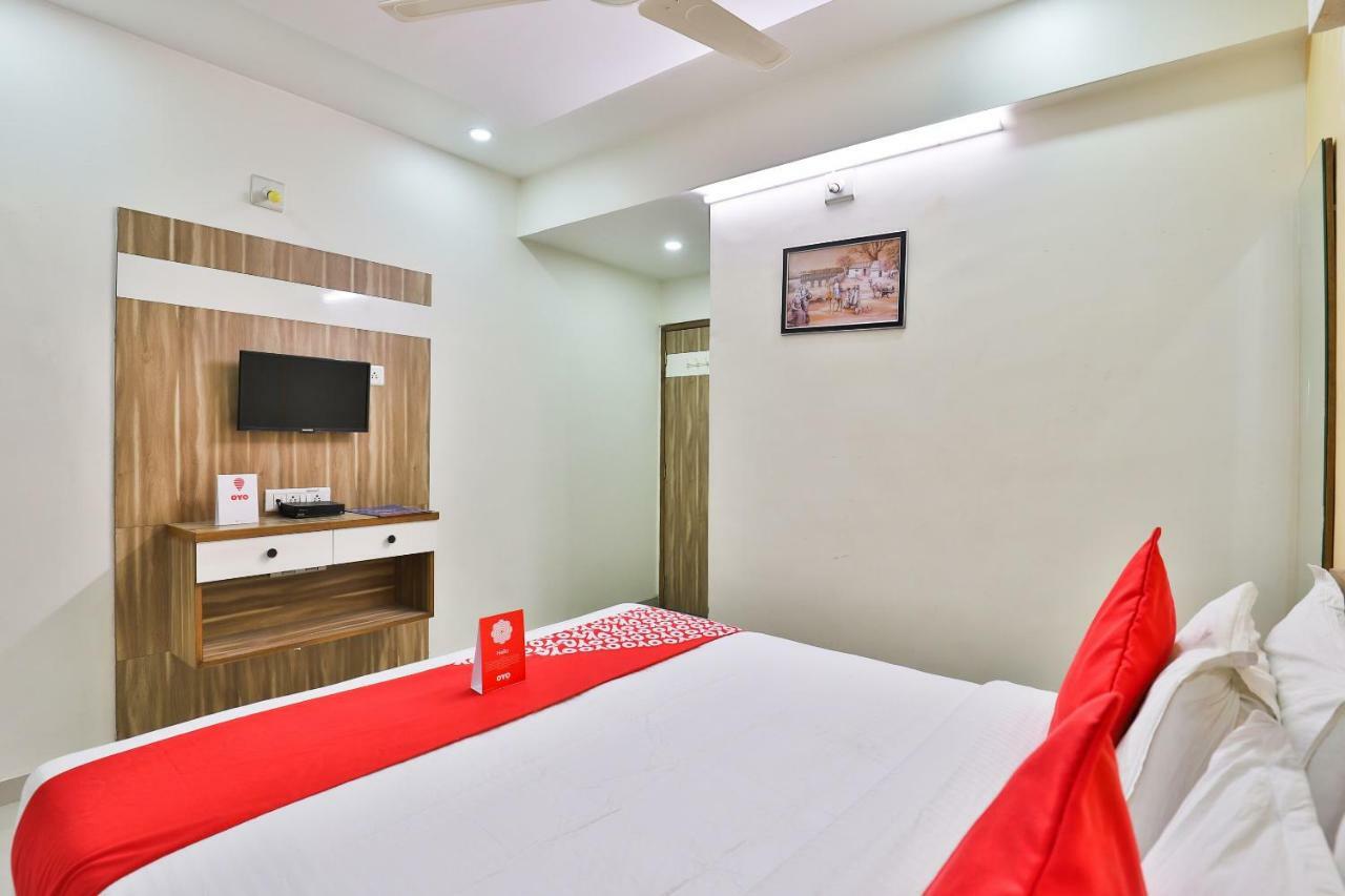 Oyo 15417 Red Rose Hotel Watuwa Eksteriør billede