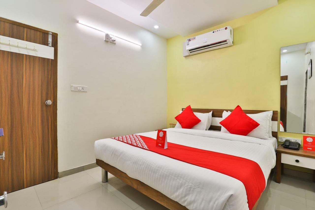 Oyo 15417 Red Rose Hotel Watuwa Eksteriør billede